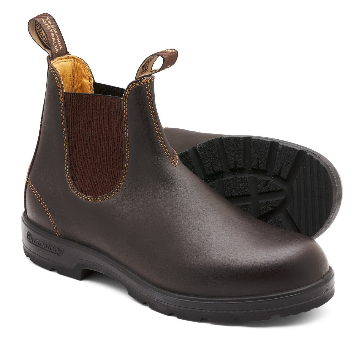 Blundstone Classic 550 - Walnut Leather | Lightweight, Durable Pull - On Boots - Grady’s Feet Essentials - Blundstone