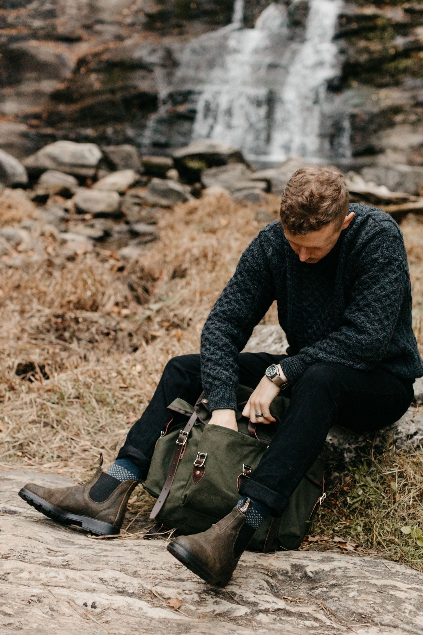 Blundstone Original 1615 - Dark Olive Waxed Suede Leather | Lightweight, Durable Pull - On Boots - Grady’s Feet Essentials - Blundstone