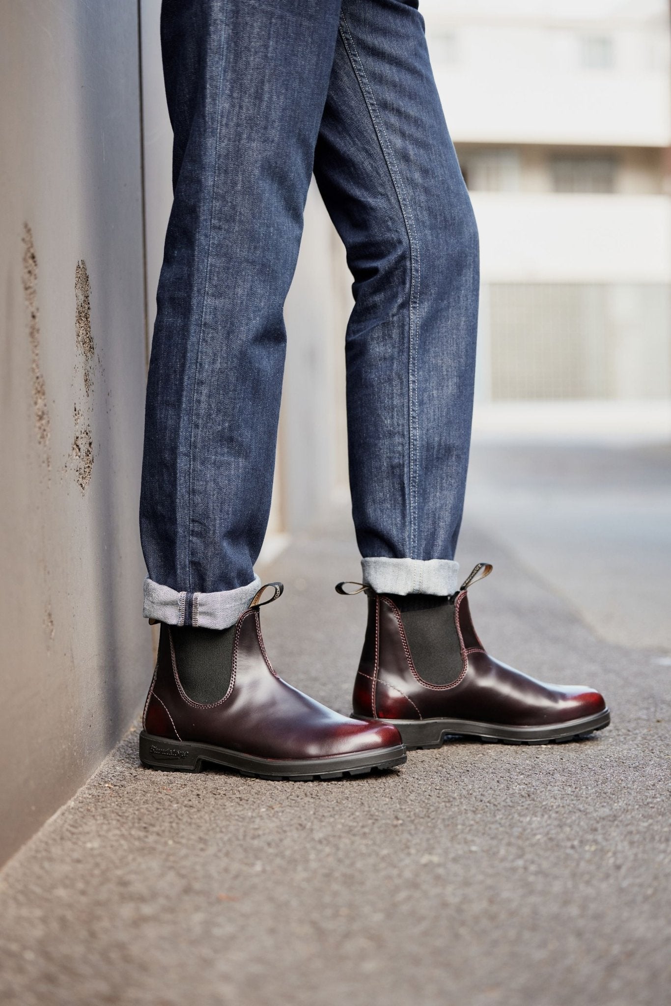 Blundstone Originals 2412 - Bordeaux Brush Off Leather | Lightweight, Durable Pull - On Boots - Grady’s Feet Essentials - Blundstone