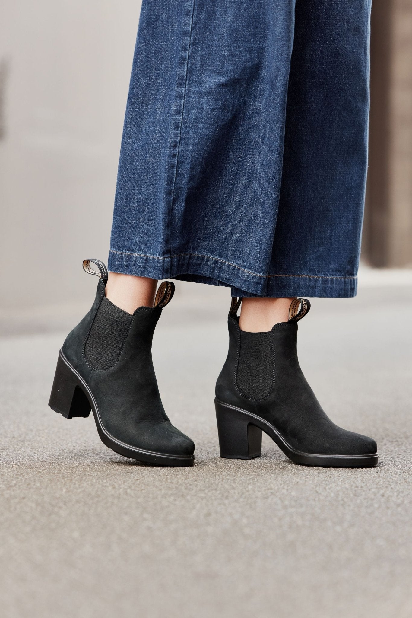 Blundstone Women's Series High Heel 2460 - Black Nubuck Leather | Lightweight, Durable Pull - On Boots - Grady’s Feet Essentials - Blundstone