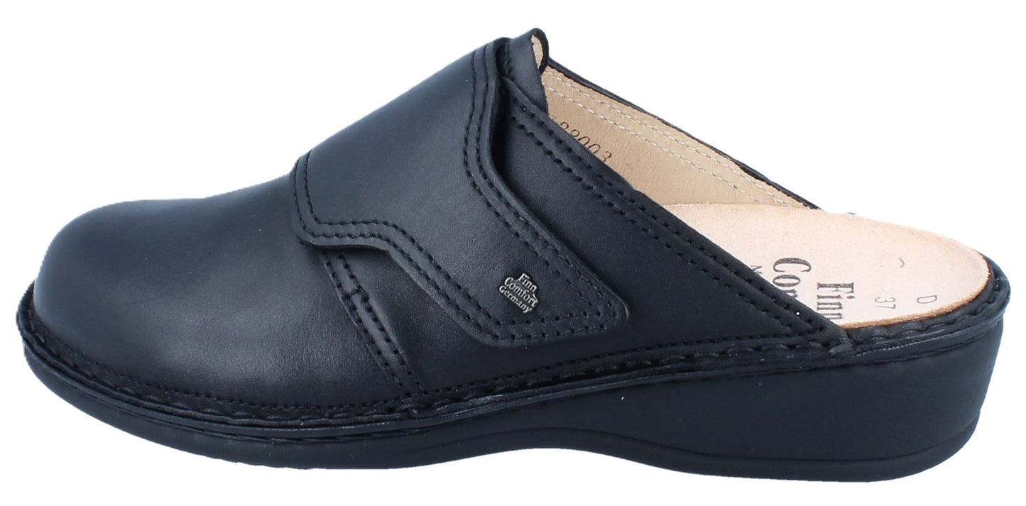 Finn Comfort Aussee Women's Clog - Black Leather | Orthotic Friendly - Grady’s Feet Essentials - Finn Comfort