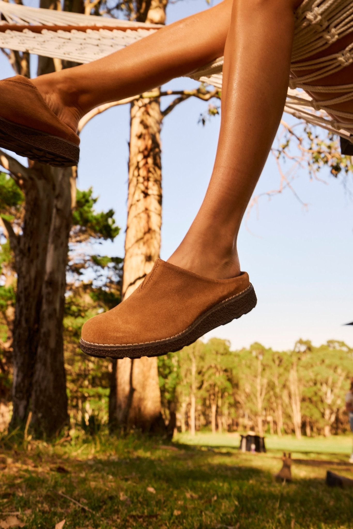 Blundstone Aerocork Clog 2686 - Sahara Tan Oiled Suede Leather | Summer Comfort - Grady’s Feet Essentials - Blundstone