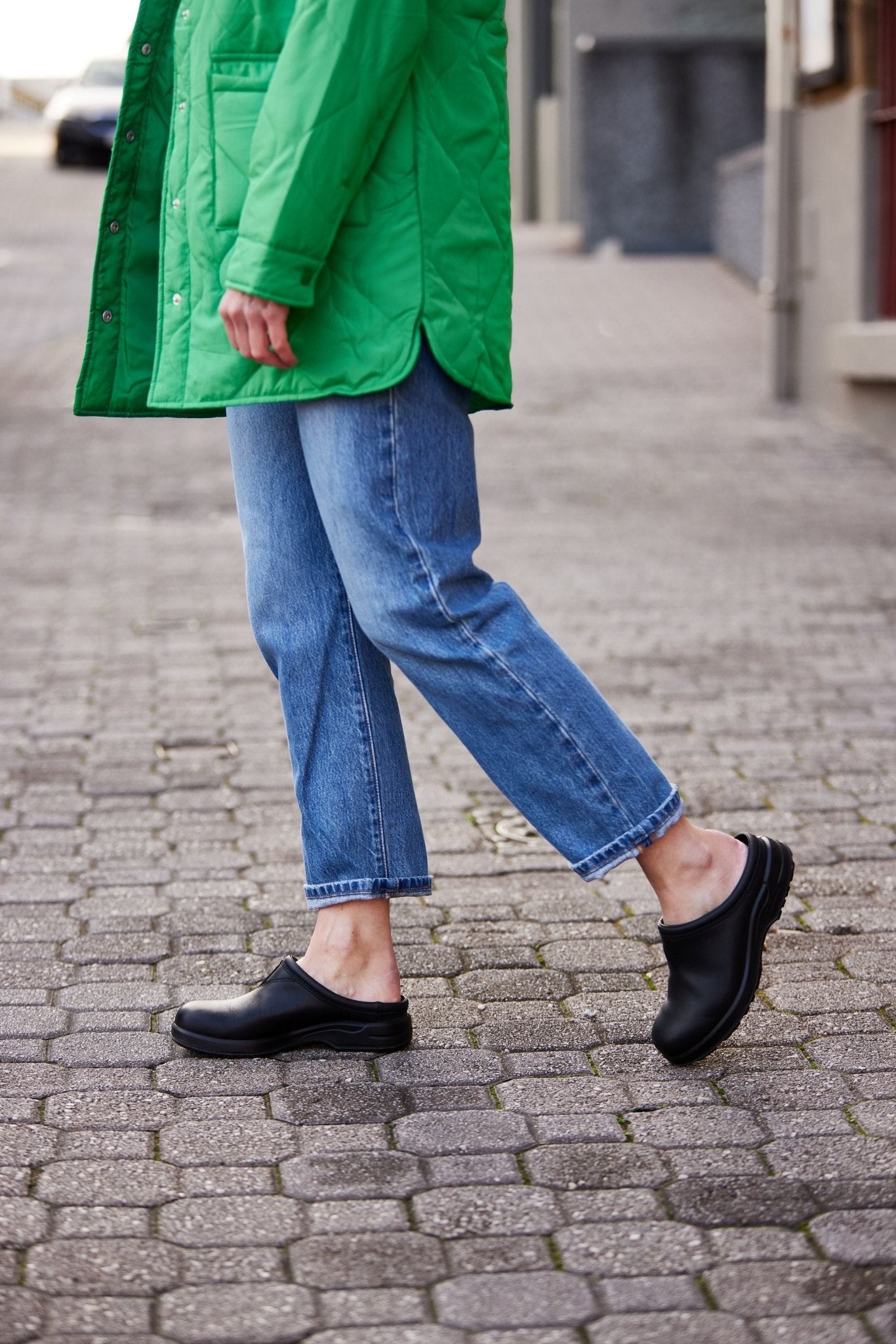 Blundstone All - Terrain Clog 2381 - Black Leather | Weatherproof Slip - On - Grady’s Feet Essentials - Blundstone
