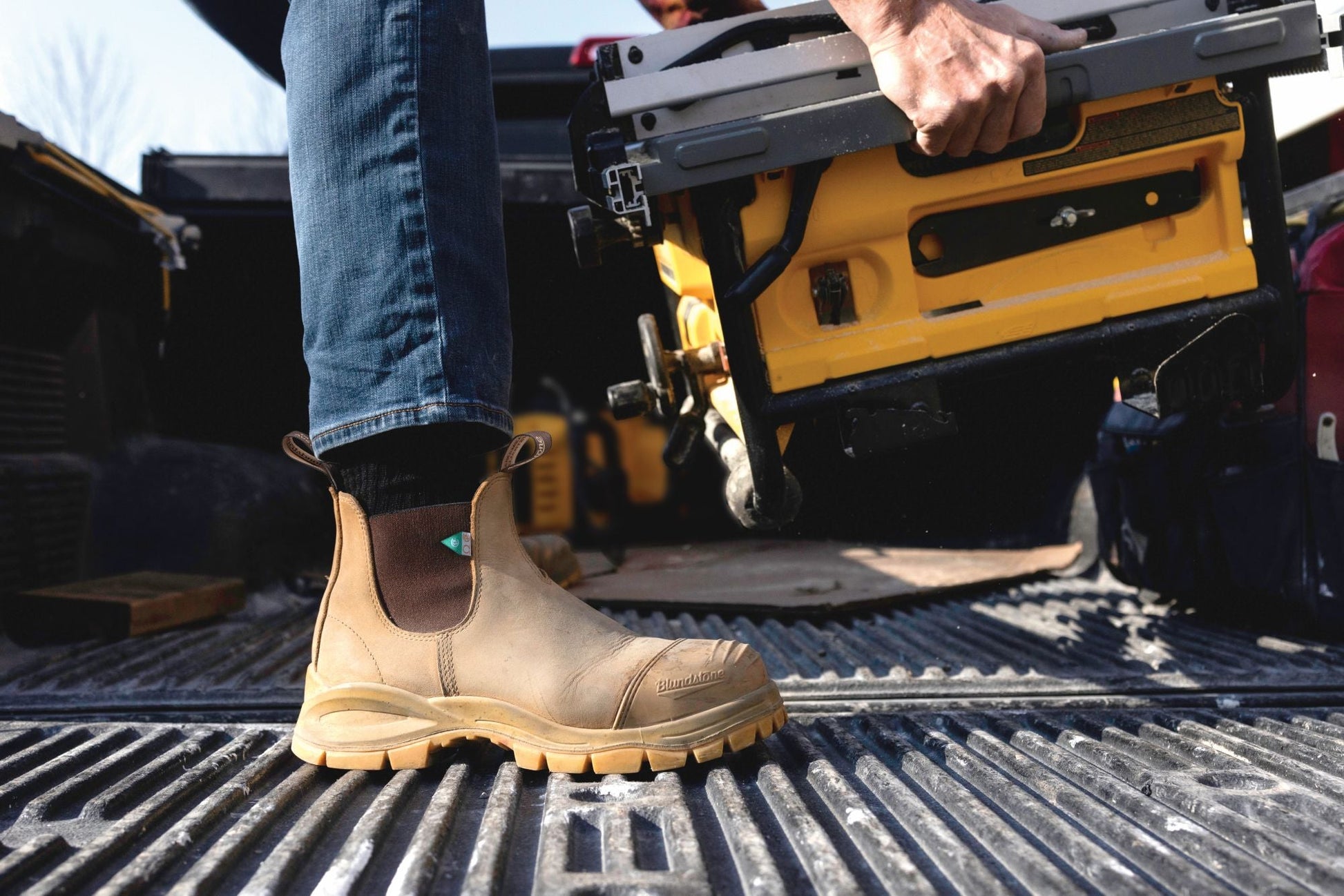 Blundstone CSA XFR 960 - Wheat Leather | Work & Safety Boot Rubber Toe Cap - Grady’s Feet Essentials - Blundstone