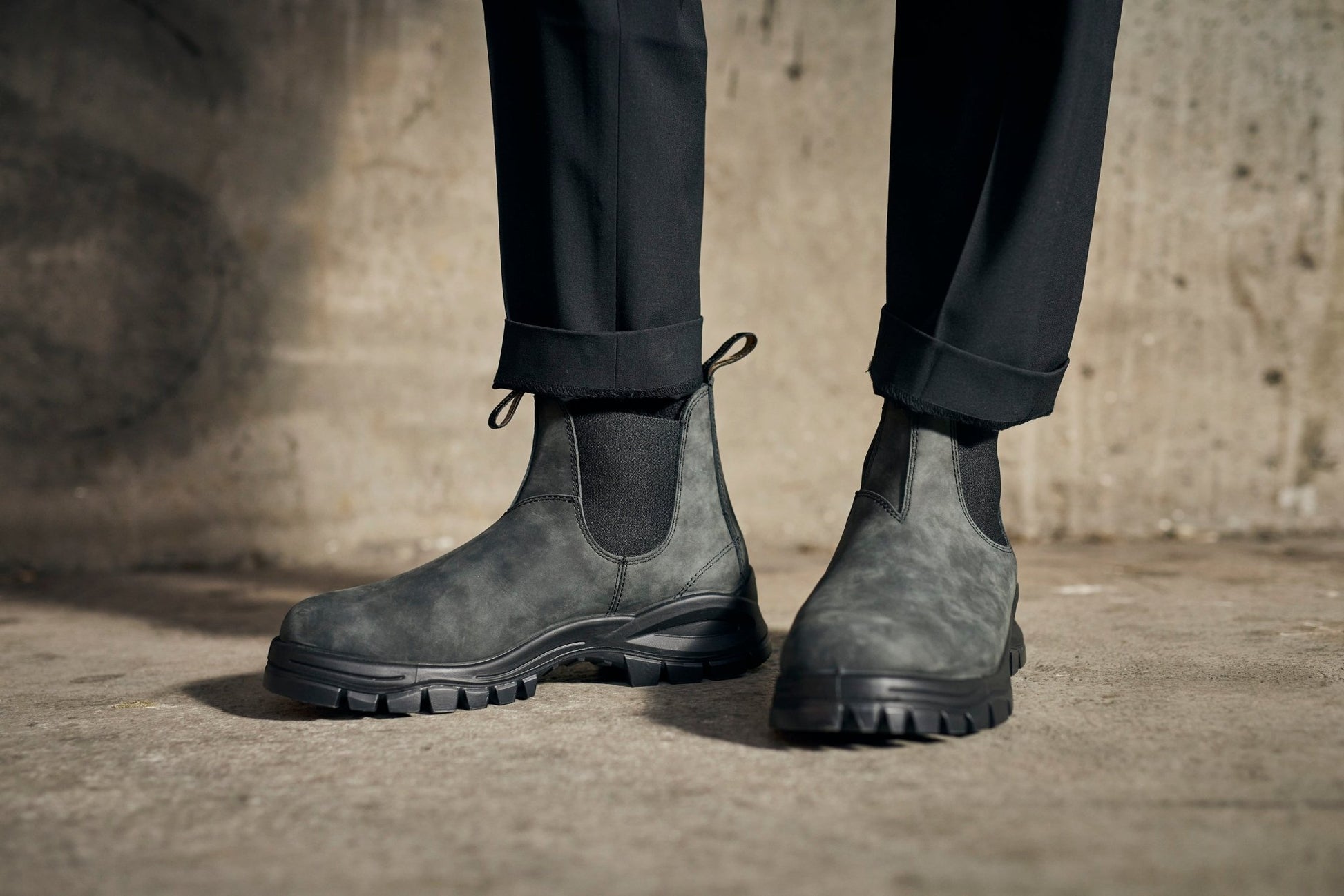Blundstone Lug Sole 2238 - Rustic Black Leather | Lightweight, Durable Pull - On Boots - Grady’s Feet Essentials - Blundstone