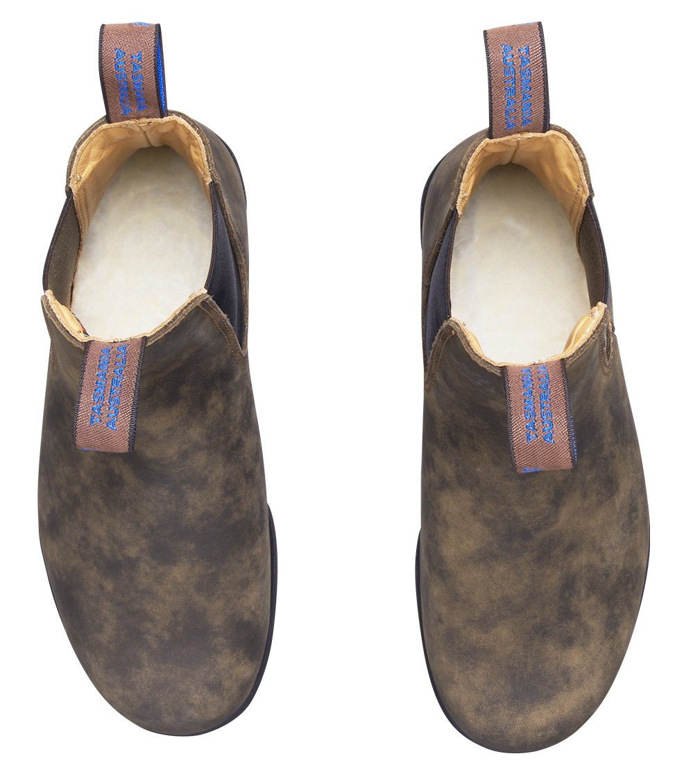 Blundstone Women's Winter Thermal High Top 2223 - Rustic Brown Leather | Insulated, Durable Pull - On Boots - Grady’s Feet Essentials - Blundstone