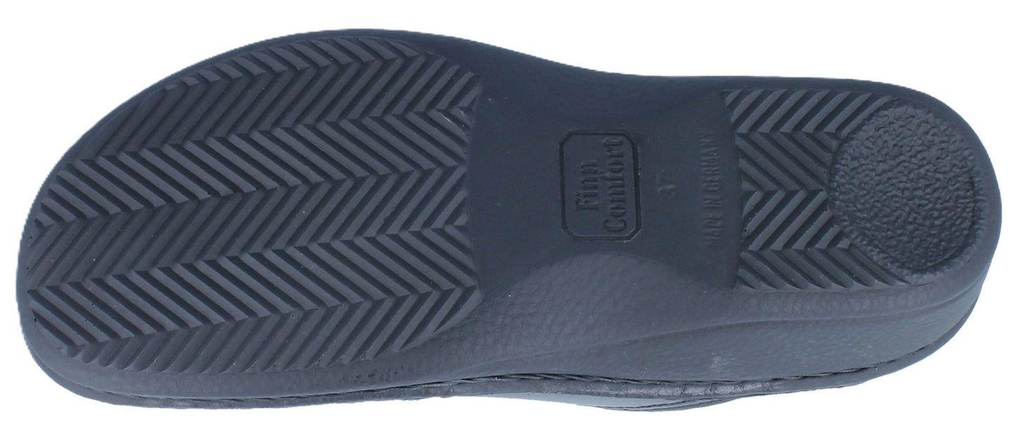 Finn Comfort Aussee Women's Clog - Black Leather | Orthotic Friendly - Grady’s Feet Essentials - Finn Comfort