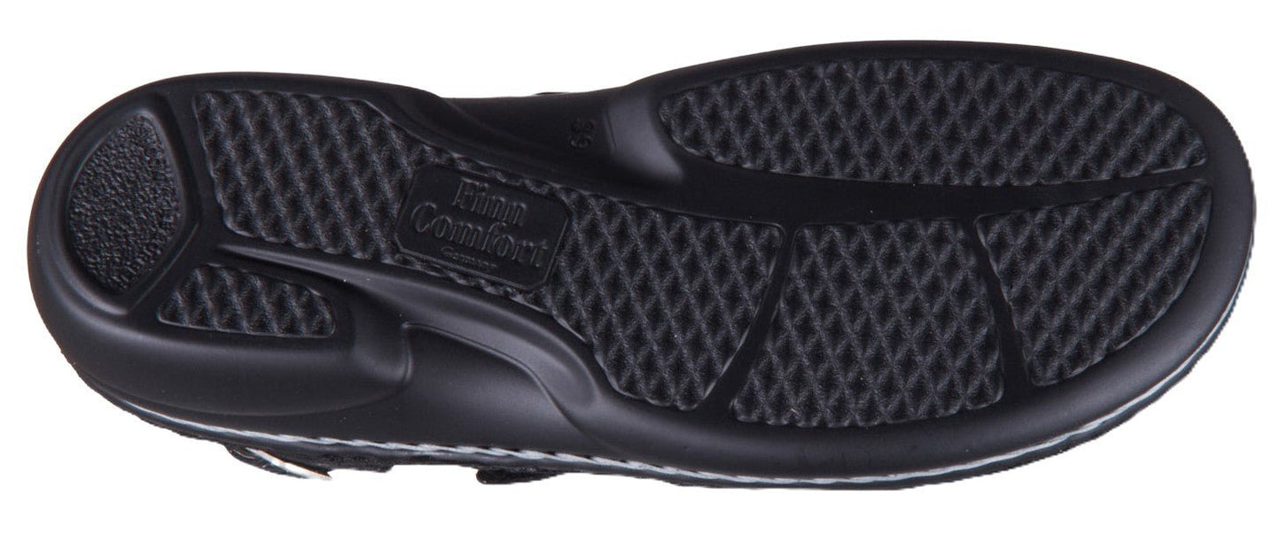Finn Comfort Gomera Women's Sandal - Nero Crumble Leather | Orthotic Friendly - Grady’s Feet Essentials - Finn Comfort