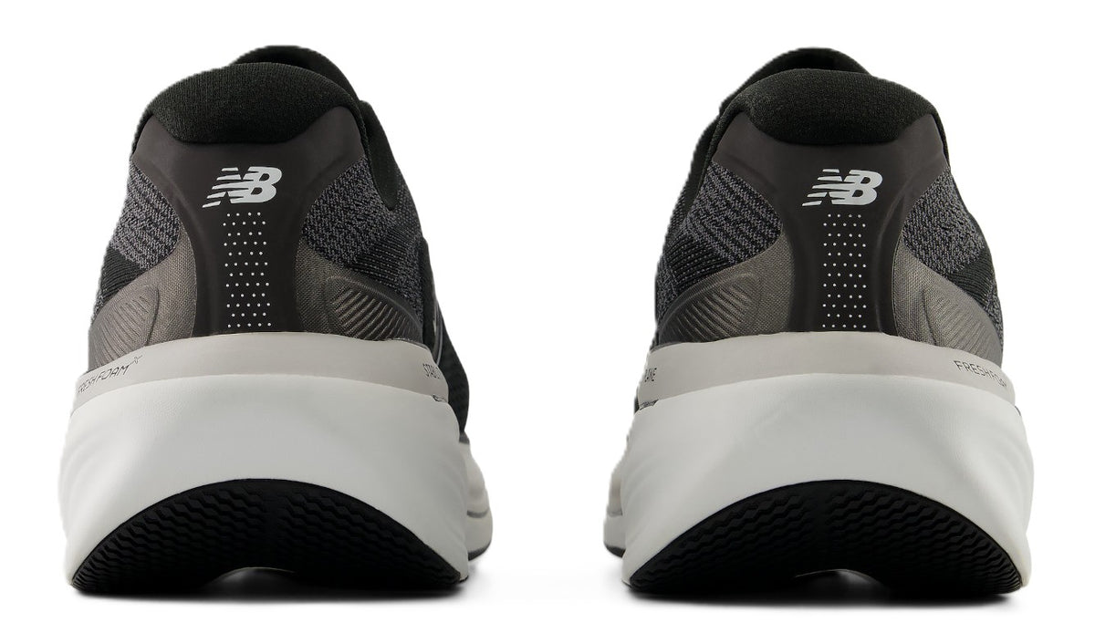 New Balance Men's Fresh Foam M8607GW  Stability Shoe Black White
