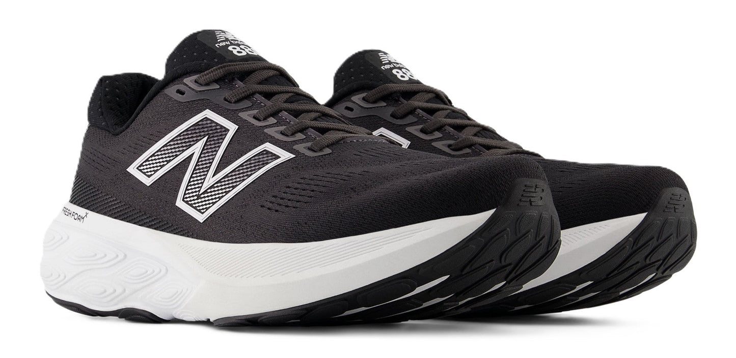 New Balance Men's Fresh Foam X 880v15 - Black with White | Walk or Run - Grady’s Feet Essentials - New Balance