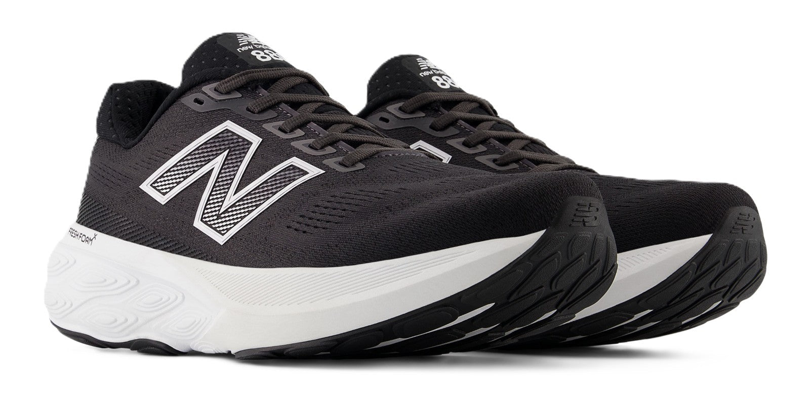 New Balance Men's Fresh Foam X 880v15 - Black with White | Walk or Run - Grady’s Feet Essentials - New Balance