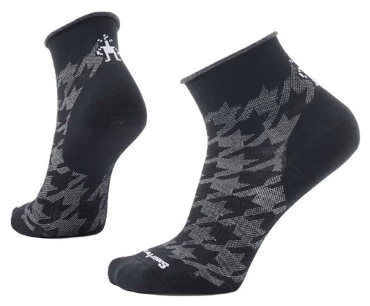 Smartwool Everyday Lifestyle Houndstooth Ankle Socks Zero Cushion Black - Grady’s Feet Essentials - Smartwool